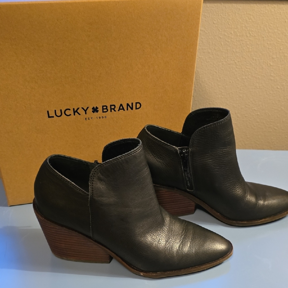 Lucky Brand Black Leather Ankle Booties Size 9M